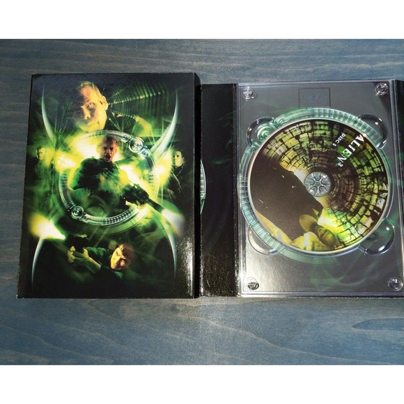 Alien Quadrilogy DVD Set - Picture 7 of 12